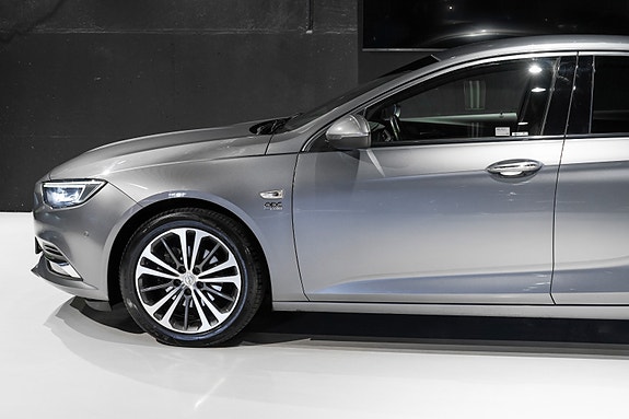 Opel Insignia 4 of 30