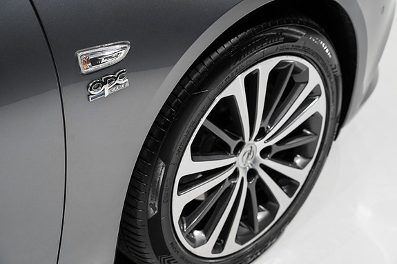 Opel Insignia 13 of 30