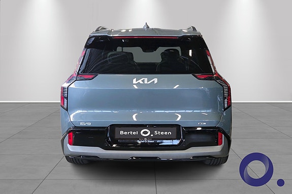 Kia EV9 4 of 30