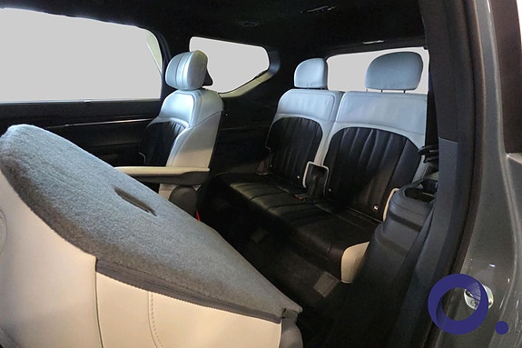 Kia EV9 18 of 30