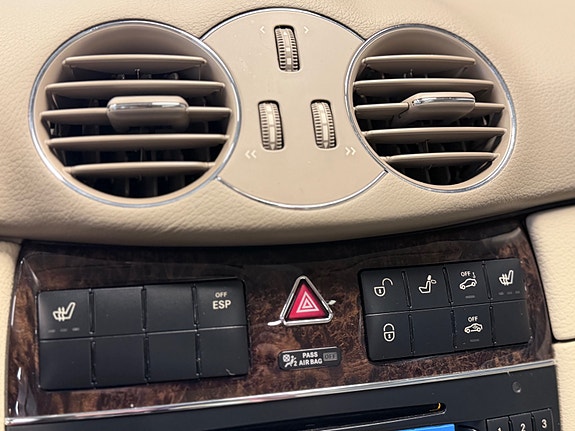 Mercedes-Benz CLK280 23 of 25