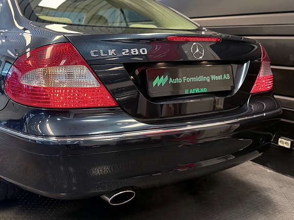 Mercedes-Benz CLK280 7 of 25