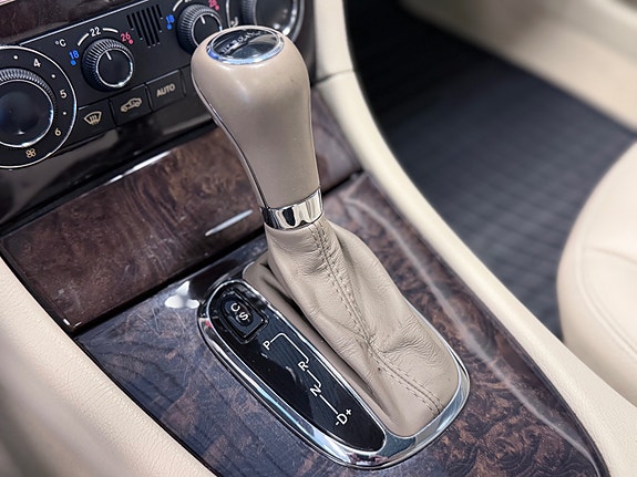Mercedes-Benz CLK280 20 of 25