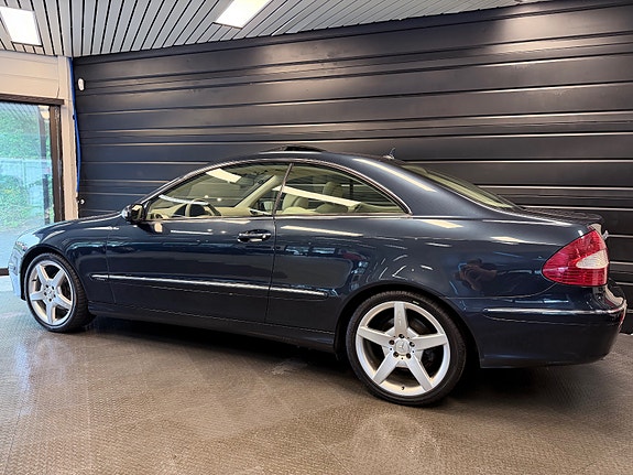 Mercedes-Benz CLK280 5 of 25