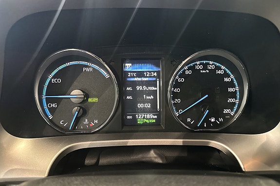 Toyota RAV4 12 of 24