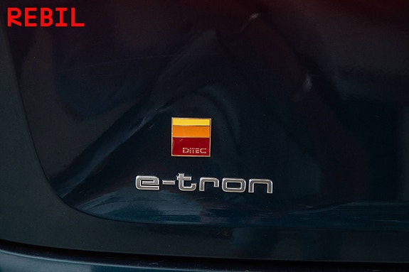 Audi e-tron 29 of 30