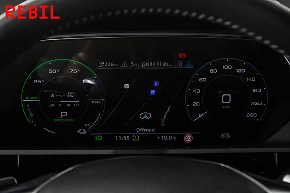 Audi e-tron 13 of 30