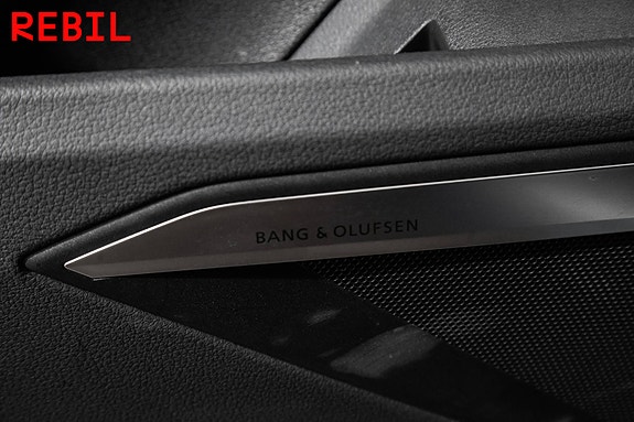 Audi e-tron 24 of 30