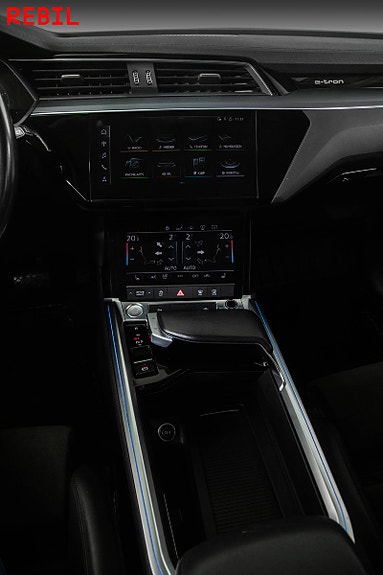 Audi e-tron 16 of 30