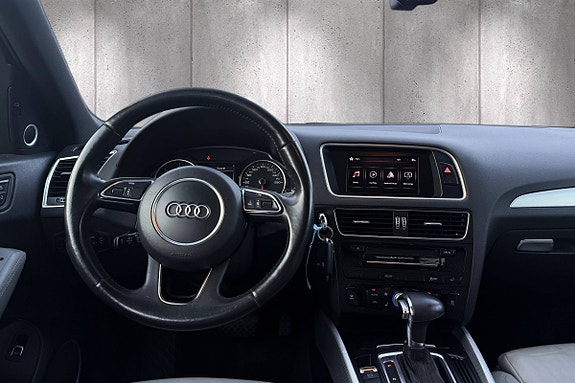 Audi Q5 10 of 24