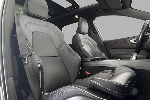 Volvo XC60 23 of 30