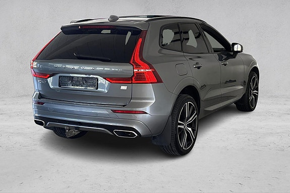 Volvo XC60 6 of 30