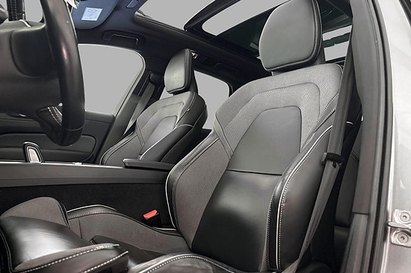 Volvo XC60 20 of 30