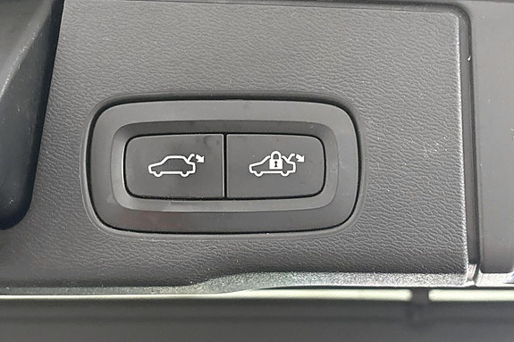 Volvo XC60 29 of 30