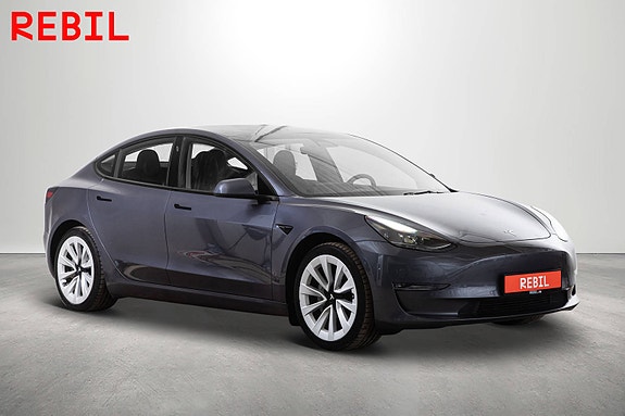 Tesla Model 3 4 of 28