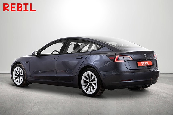 Tesla Model 3 5 of 28