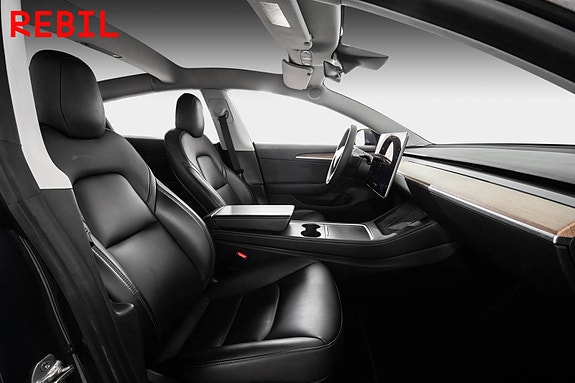 Tesla Model 3 23 of 28