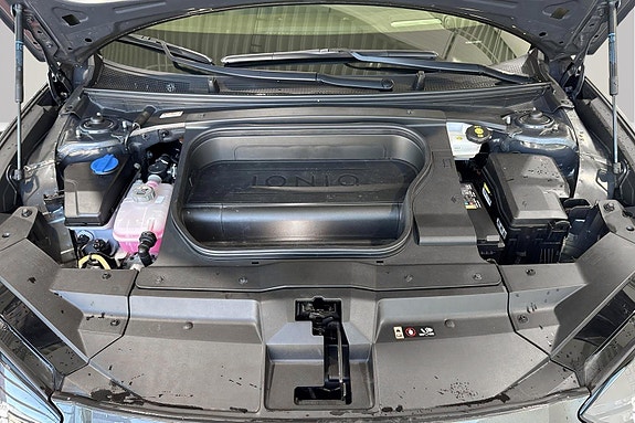 Hyundai Ioniq 6 28 of 30