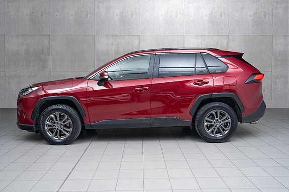 Toyota RAV4 2 of 20
