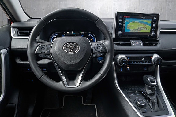 Toyota RAV4 11 of 20
