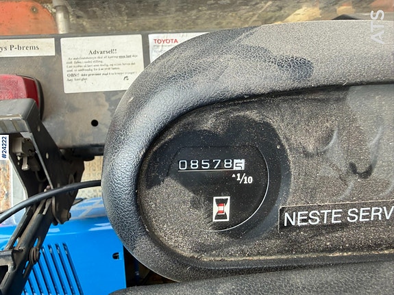 Toyota 5FD70 gaffeltruck med hev og senk på hytta 28 of 30
