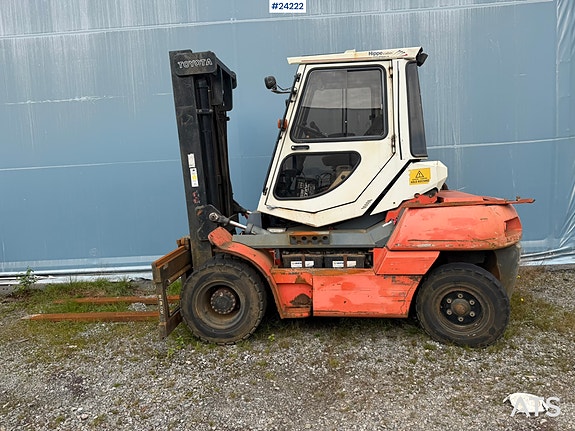 Toyota 5FD70 gaffeltruck med hev og senk på hytta 14 of 30