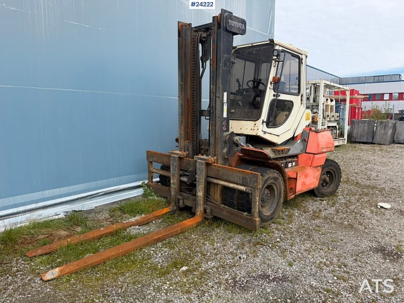 Toyota 5FD70 gaffeltruck med hev og senk på hytta 2 of 30