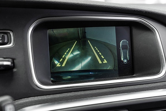 Volvo V40 Cross Country 22 of 25