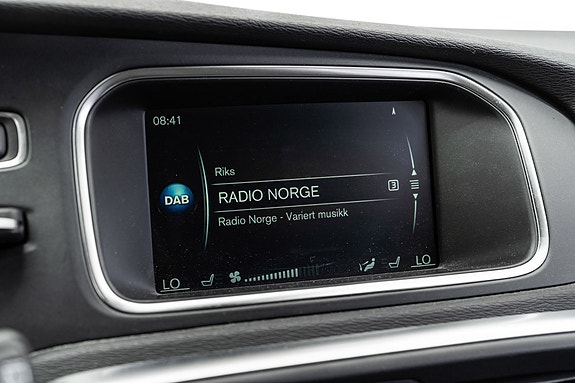 Volvo V40 Cross Country 21 of 25