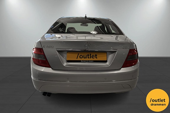 Mercedes-Benz C180 4 of 23