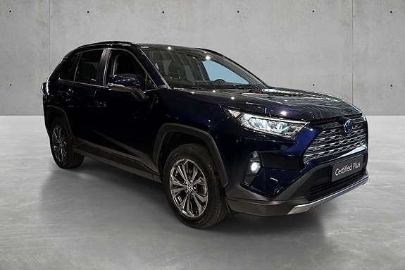 Toyota RAV4 7 of 21