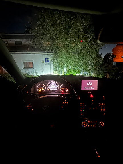 Mercedes-Benz C220 d 8 of 9