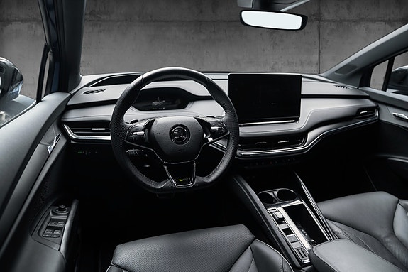 Skoda Enyaq RS 15 of 30