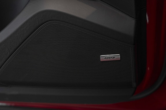 Porsche Cayenne 26 of 30