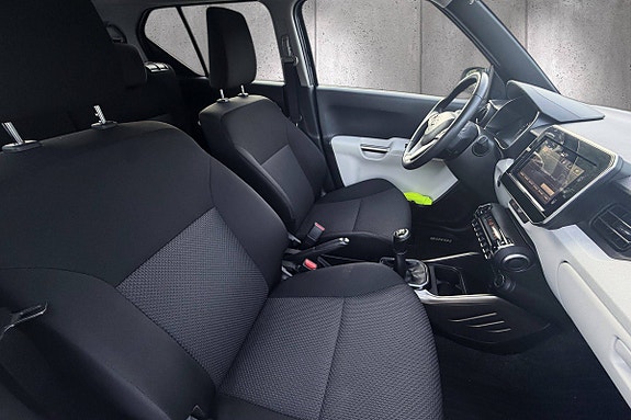 Suzuki Ignis 12 of 23