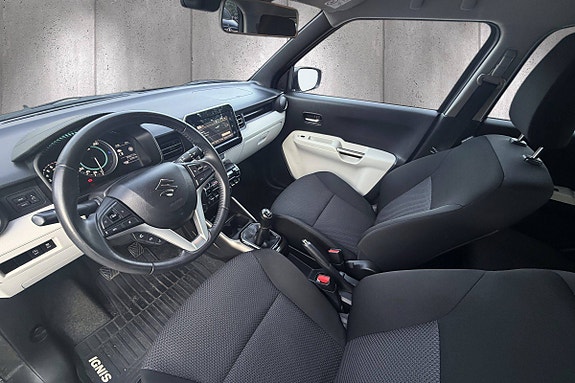 Suzuki Ignis 13 of 23