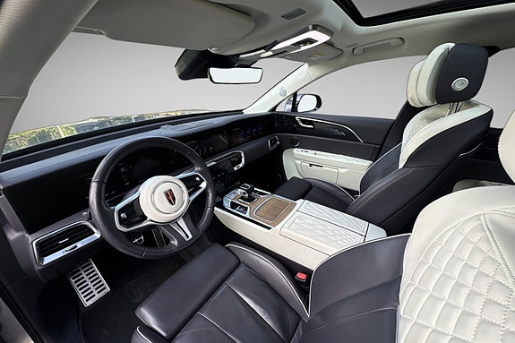Hongqi E-HS9 11 of 30