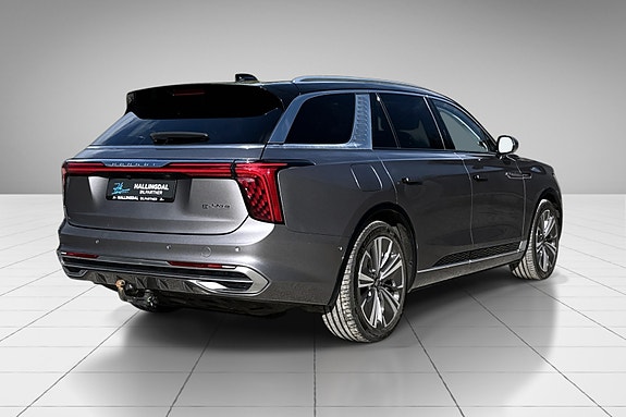 Hongqi E-HS9 5 of 30