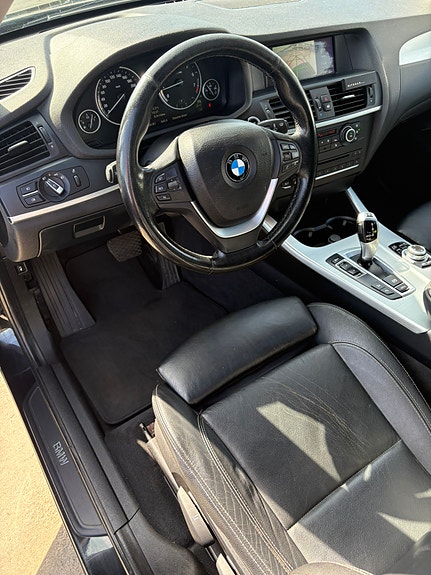 BMW X3 8 of 8