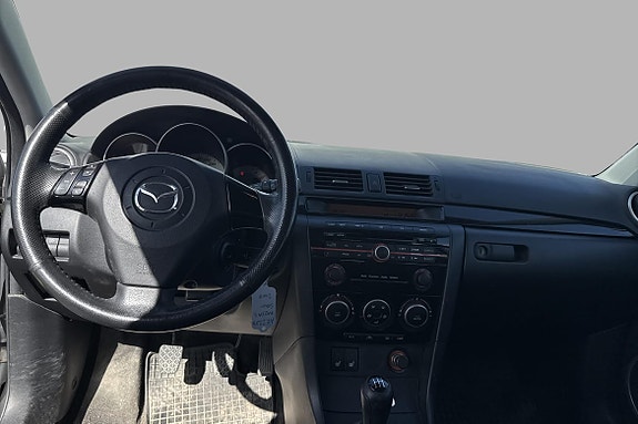 Mazda 3 10 of 27