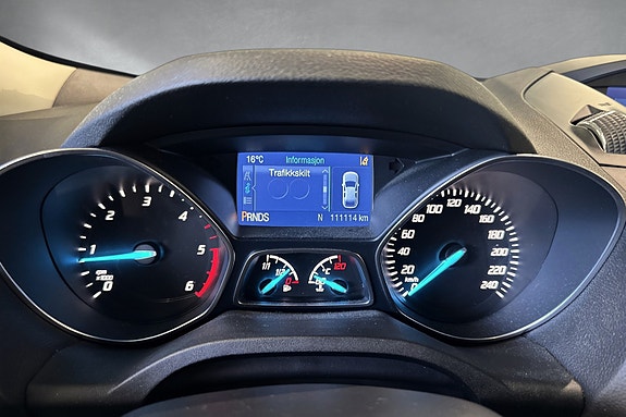 Ford Kuga 22 of 30