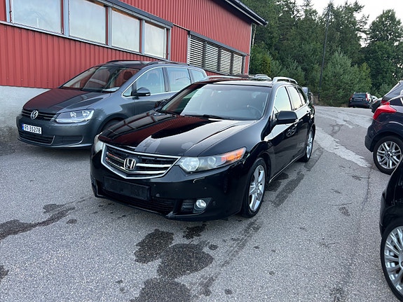 Honda Accord 7 of 26