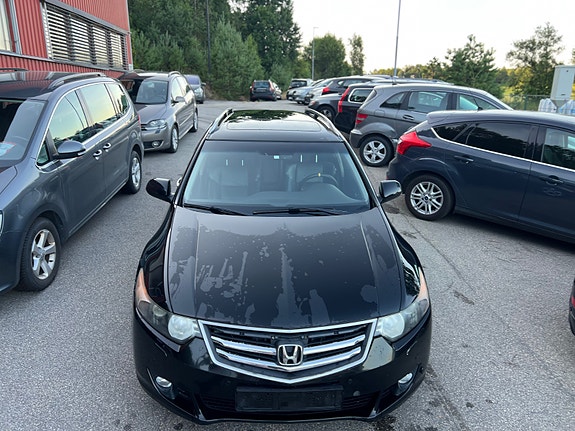 Honda Accord 5 of 26