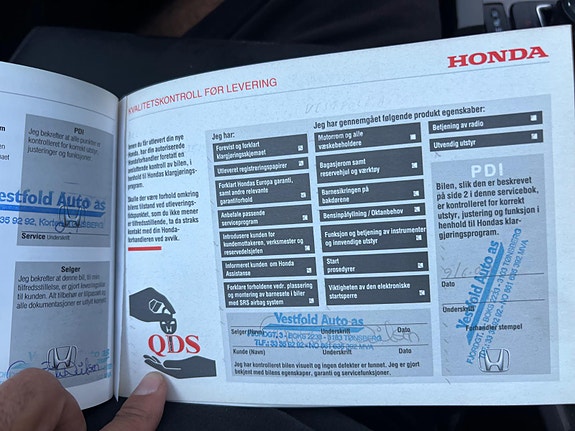 Honda Accord 24 of 26