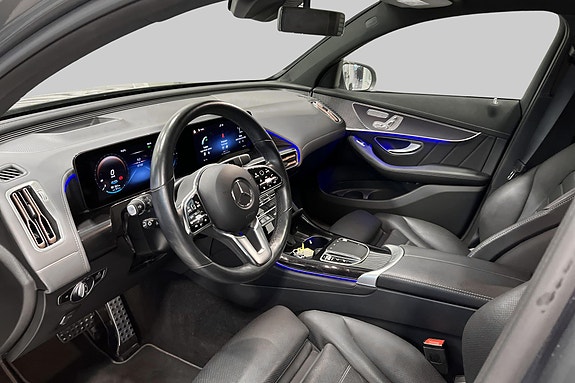 Mercedes-Benz EQC400 11 of 24
