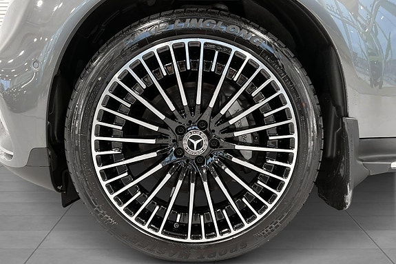 Mercedes-Benz EQC400 9 of 24