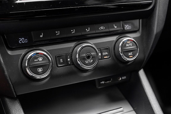 Skoda Octavia 21 of 29
