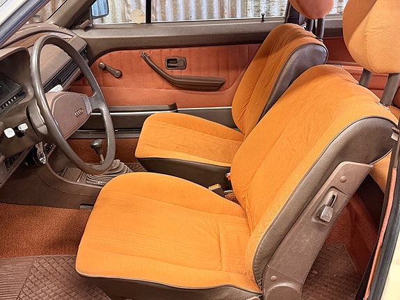 Audi 100 15 of 30
