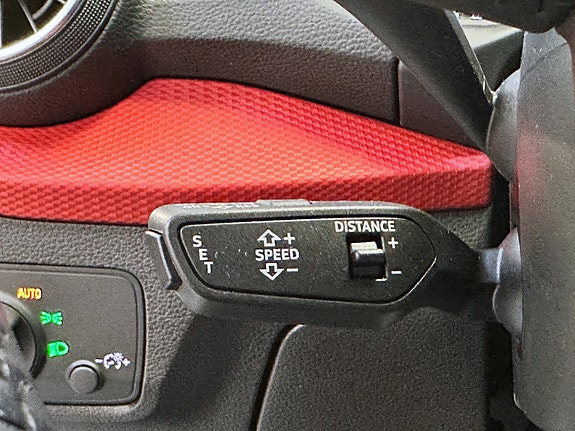Audi Q2 19 of 30
