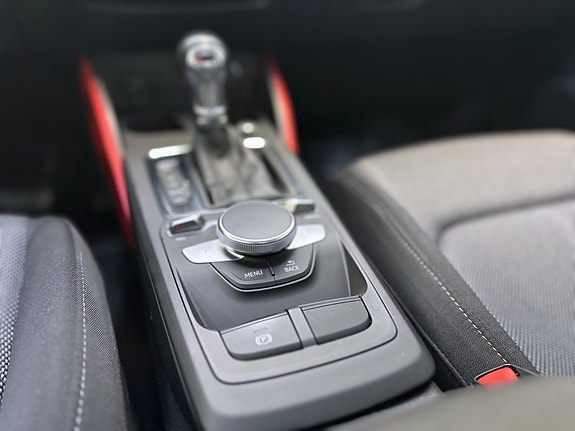 Audi Q2 22 of 30